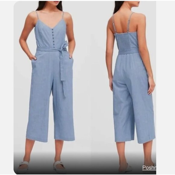 Banana Republic chambray crop jumpsuit spaghetti strap smocked back - Picture 2 of 3